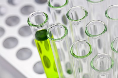 Basische en/of organische chemie + synthetische tussenproducten 